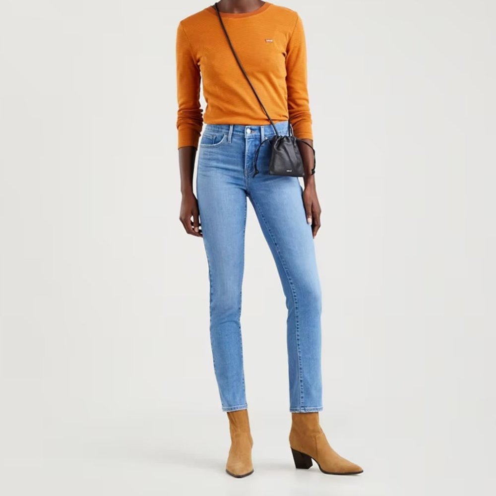 Levi's 312 Shaping Slim Stretch Mid Rise
Jeans Womens Size 32